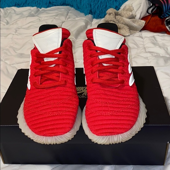 Adidas shoes - Picture 1 of 6